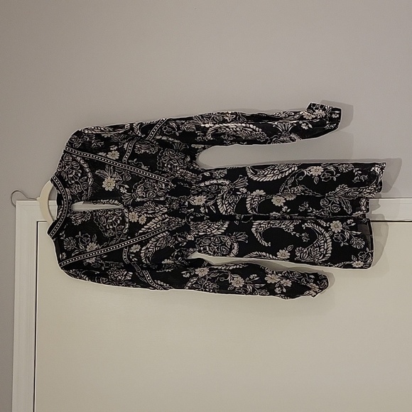 Brand New - never worn - black and white floral dress - Picture 1 of 5